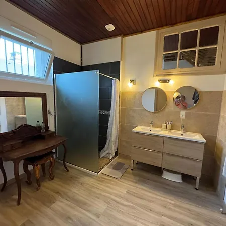 L'escale Campanoise Et Du Pic *