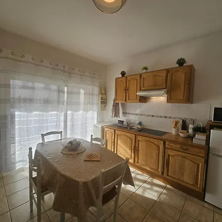 L'escale Campanoise Et Du Pic