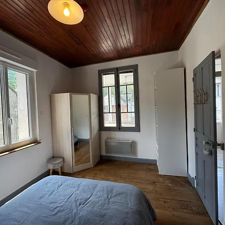 L'escale Campanoise Et Du Pic Apartman