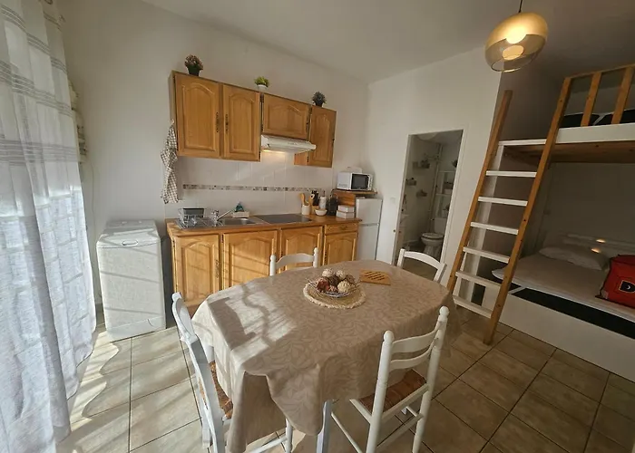 L'escale Campanoise Et Du Pic