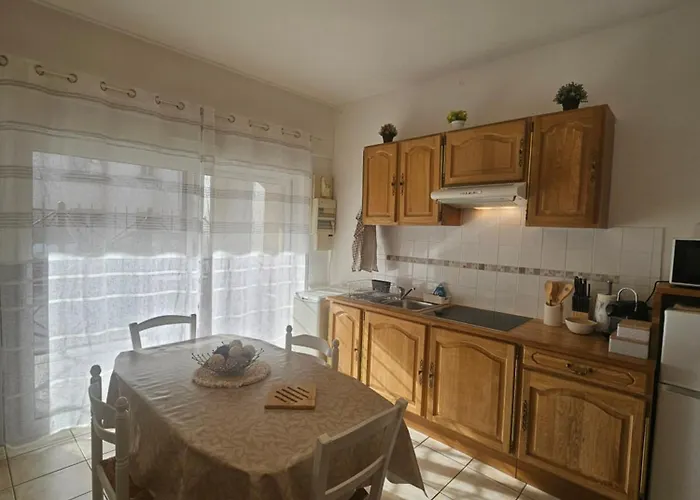 L'escale Campanoise Et Du Pic